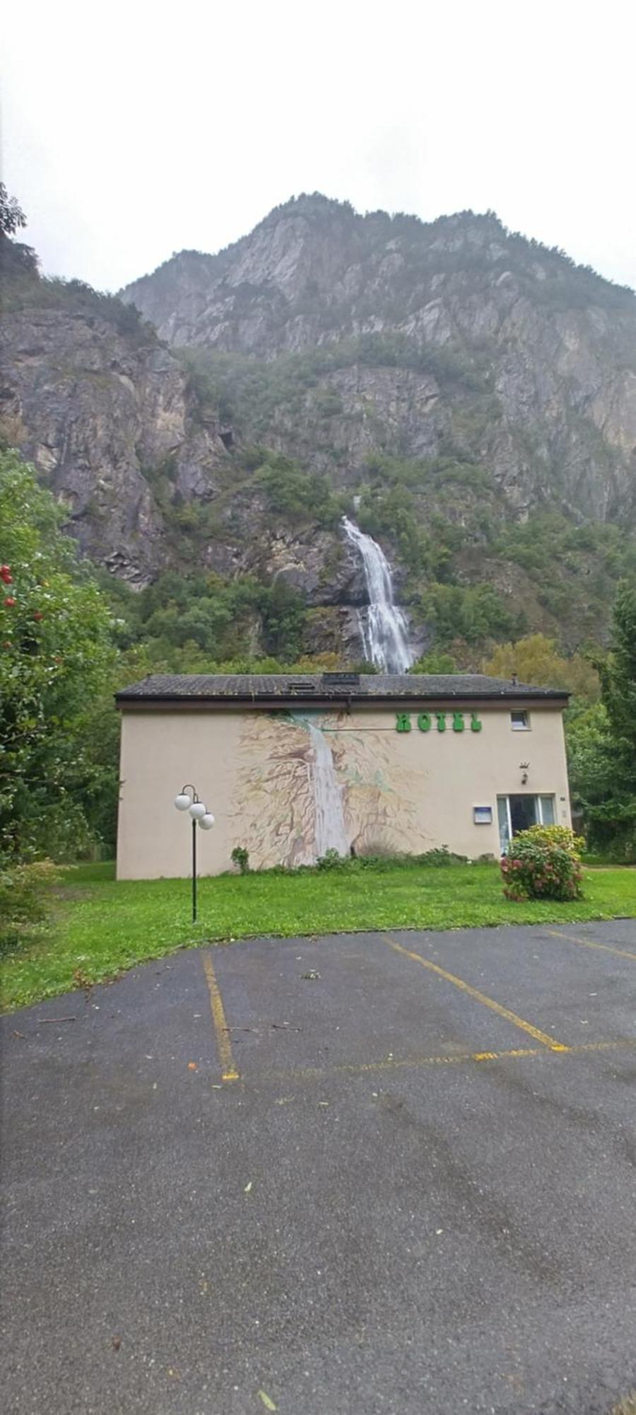 La Cascade Hotell Vernayaz Exteriör bild